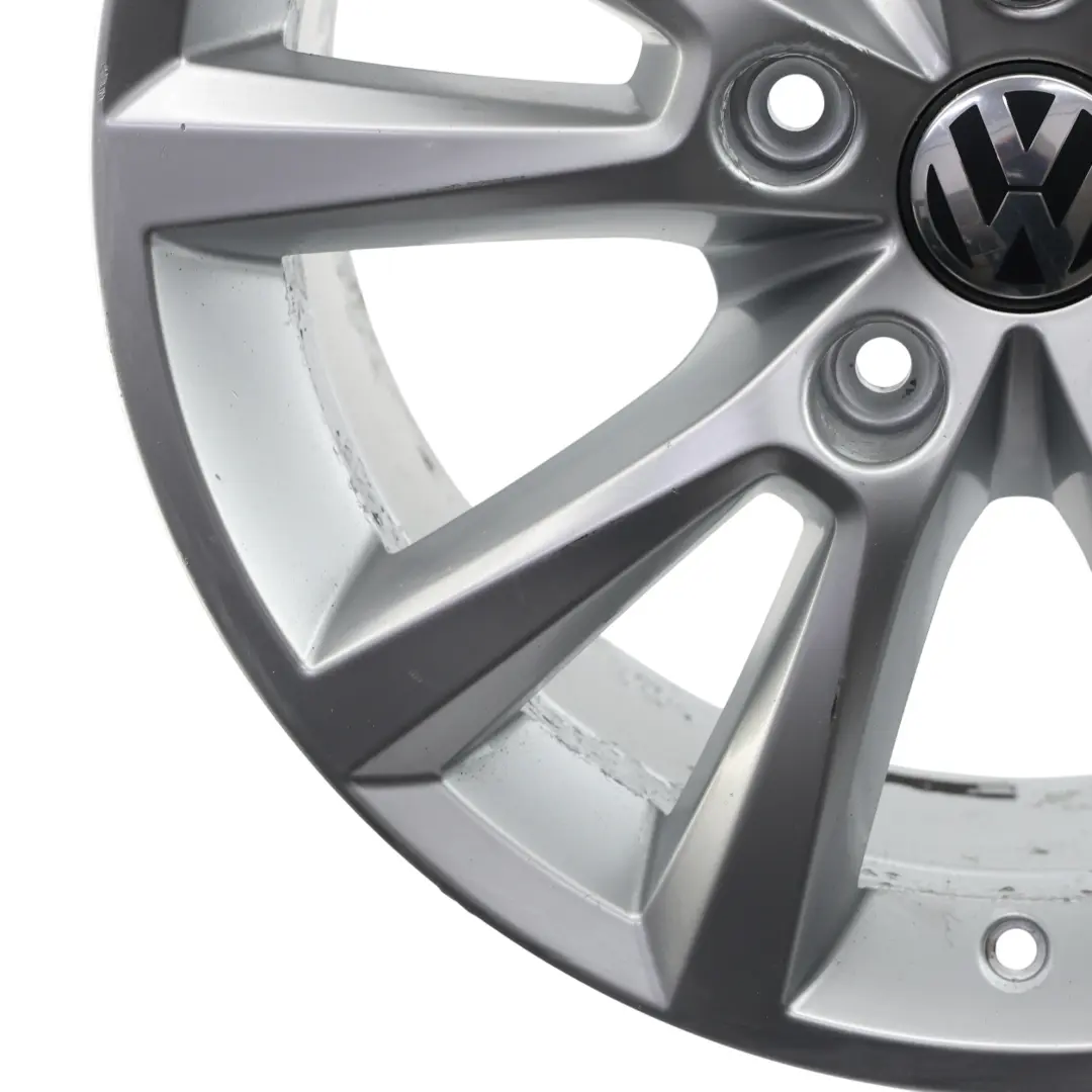 7P Jante Alliage Argentée 18" 8J ET:53 pour Volkswagen Touareg à propos du numéro de pièce 7P6601025C Volkswagen Touareg 7P Jante Alliage Argentée 18" 8J ET:53 - SKU 7P6601025C-2 - Numéro de pièce 7P6601025C