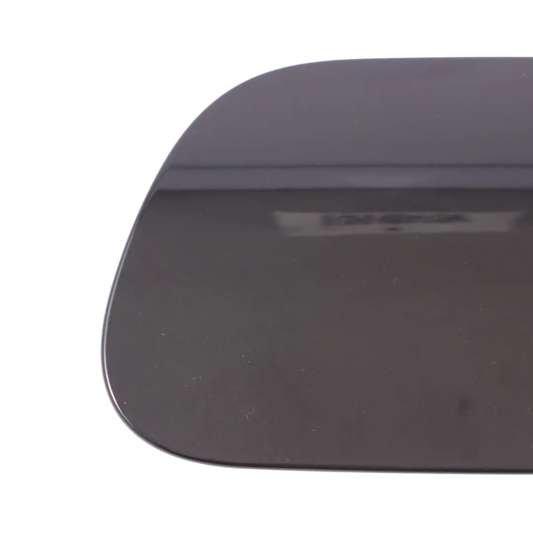 7P Tappo Sportello Serbatoio Nero Profondo-C9X per VW Volkswagen Touareg con numero di parte 7P6809909A VW Volkswagen Touareg 7P Tappo Sportello Serbatoio Nero Profondo-C9X - SKU 7P6809909A-DBL - Numero di parte 7P6809909A