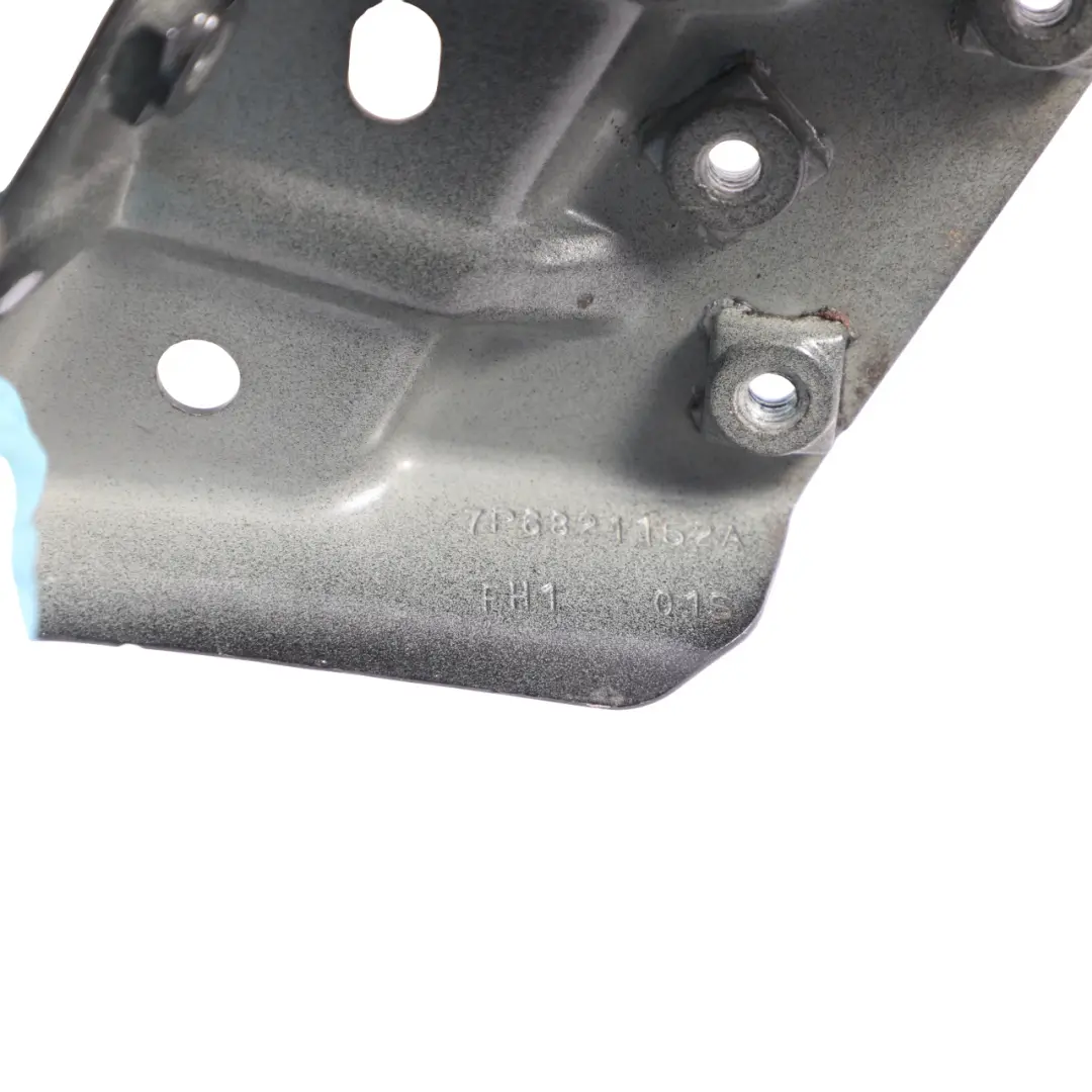 7P Supporto Staffa Laterale Ala Anteriore Destra per Volkswagen Touareg con numero di parte 7P6821152A Volkswagen Touareg 7P Supporto Staffa Laterale Ala Anteriore Destra - SKU 7P6821152A - Numero di parte 7P6821152A