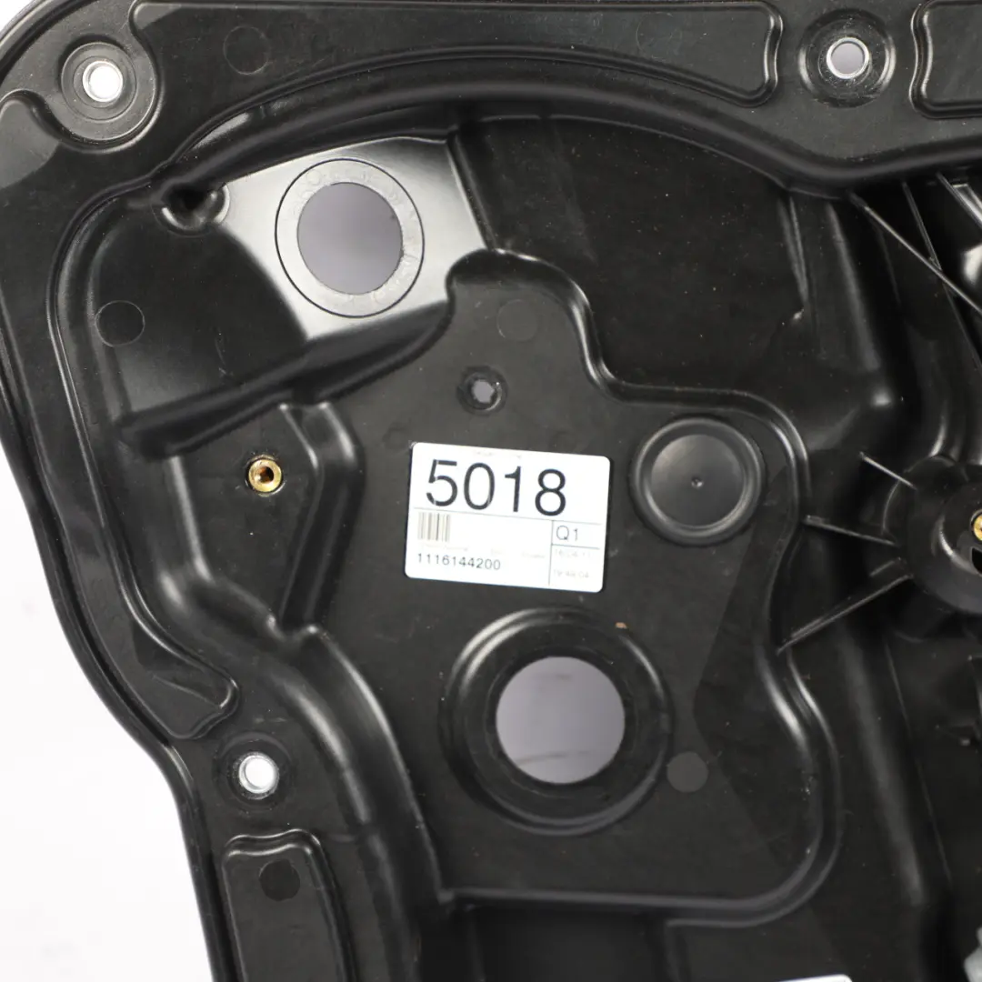 Volkswagen VW Touareg 7P Moteur Lève-Vitre Avant Gauche - SKU 7P6837461B - Numéro de pièce 7P6837461B