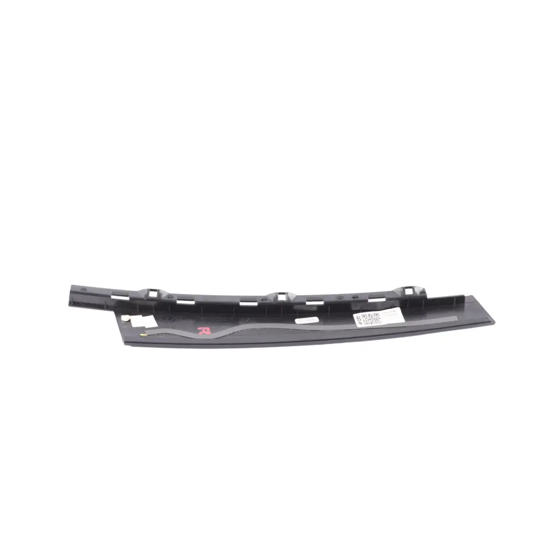 7P Rivestimento Frontale Colonna B Pannello Esterno Destro per VW Touareg con numero di parte 7P6837902B VW Touareg 7P Rivestimento Frontale Colonna B Pannello Esterno Destro - SKU 7P6837902B - Numero di parte 7P6837902B