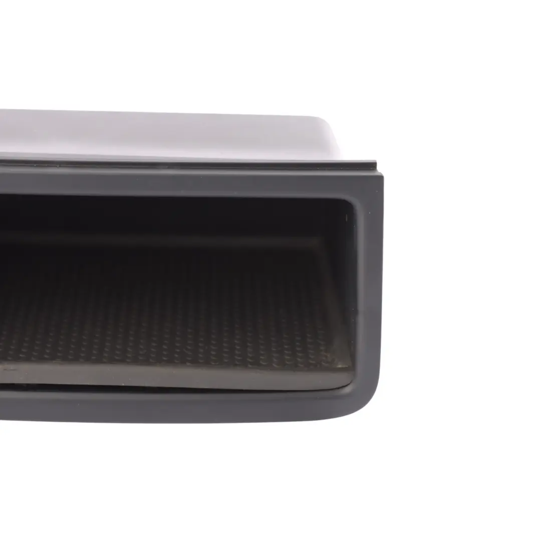 7P Hintere Mittelkonsole Ablagefach Verkleidung für Volkswagen Touareg mit Teilenummer 7P6863092 Volkswagen Touareg 7P Hintere Mittelkonsole Ablagefach Verkleidung - SKU 7P6863092 - Teilenummer 7P6863092