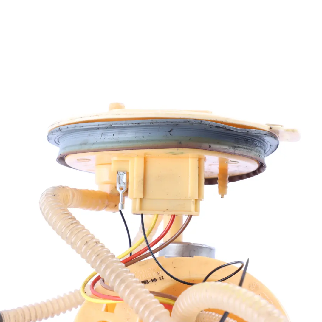 7P 3.0 TDI Diesel Fuel Pump Sender Unit Right O/S to Volkswagen Touareg with Part number 7P6919679A Volkswagen Touareg 7P 3.0 TDI Diesel Fuel Pump Sender Unit Right O/S - SKU 7P6919679A - Part number 7P6919679A