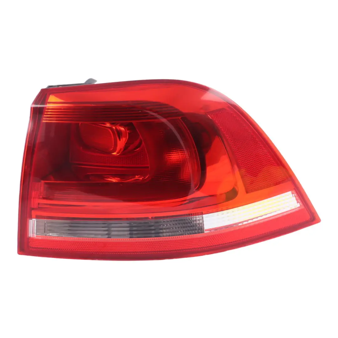 VW Volkswagen Touareg 7P Fanale Posteriore Esterno Destro - SKU 7P6945096D - Numero di parte 7P6945096D