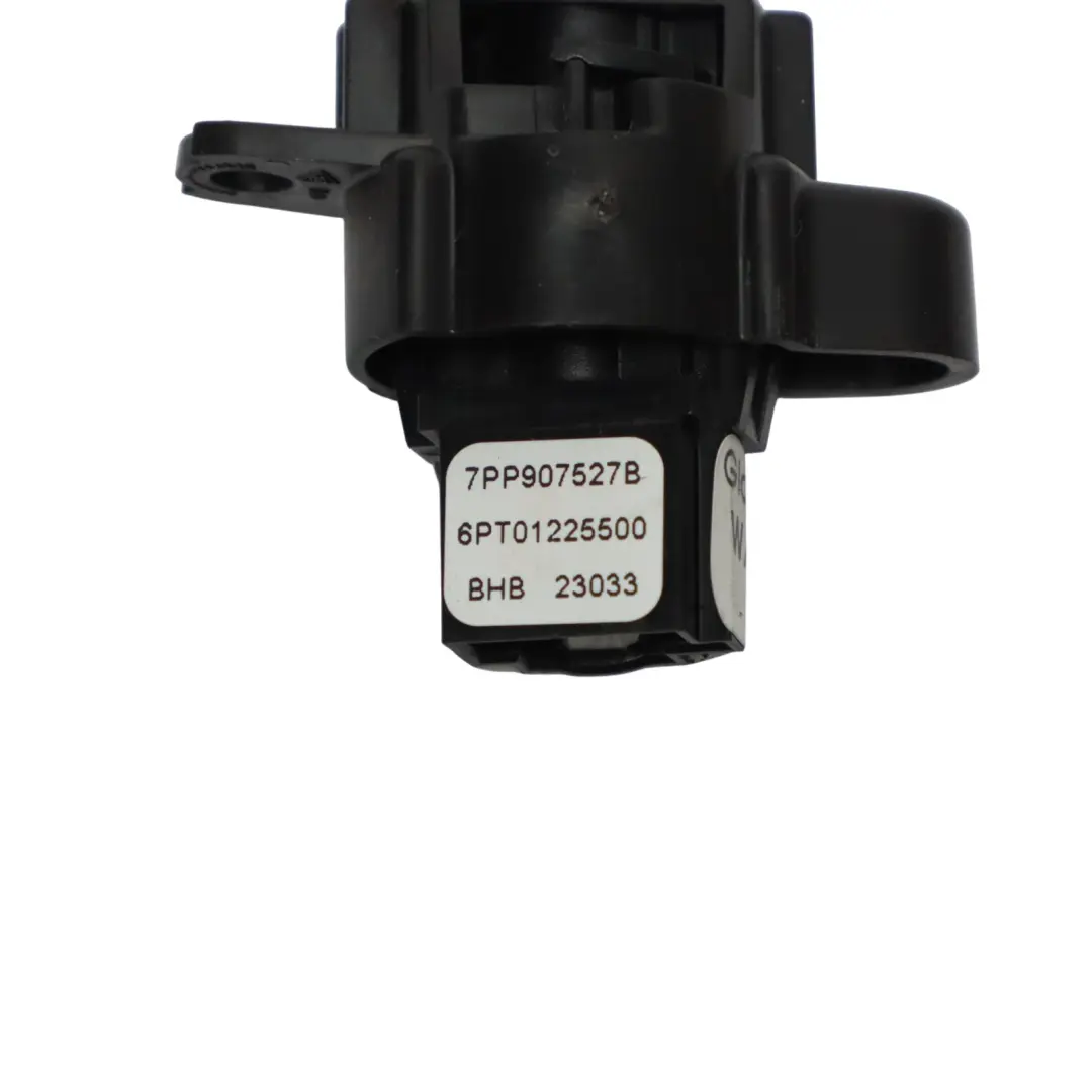 Porsche Macan 95B Interior Temperature Sensor Module Control Unit - SKU 7PP907527B - Part number 7PP907527B