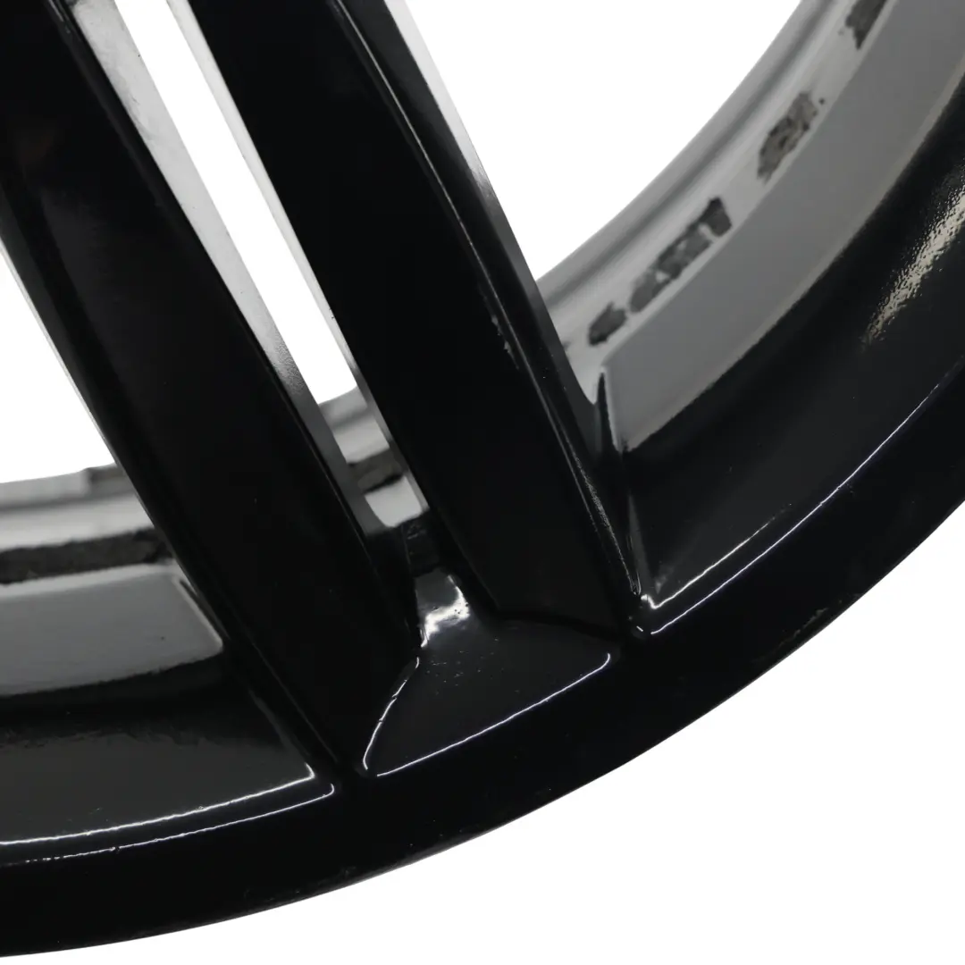 Felga Aluminiowa 18" 7,5J do BMW E81 E87 o numerze 8036939 BMW E81 E87 Felga Aluminiowa 18" 7,5J - SKU 8036939-4 - Numer Części 8036939