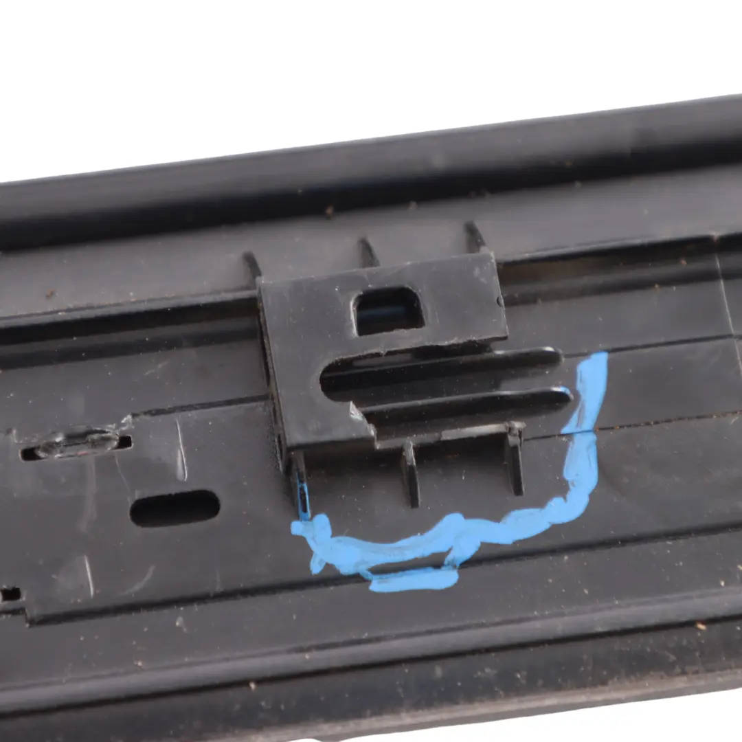 Osłona Listwa Progu Lewa M-Pakiet do BMW E81 E82 o numerze 8045291 BMW E81 E82 Osłona Listwa Progu Lewa M-Pakiet - SKU 8045291-1 - Numer Części 8045291