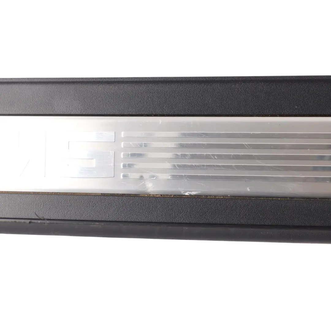 Ingresso Coperchio Porta Striscia Davanzale Destra per BMW F10 M5 M Sport con numero di parte 8050050 BMW F10 M5 M Sport Ingresso Coperchio Porta Striscia Davanzale Destra - SKU 8050050 - Numero di parte 8050050