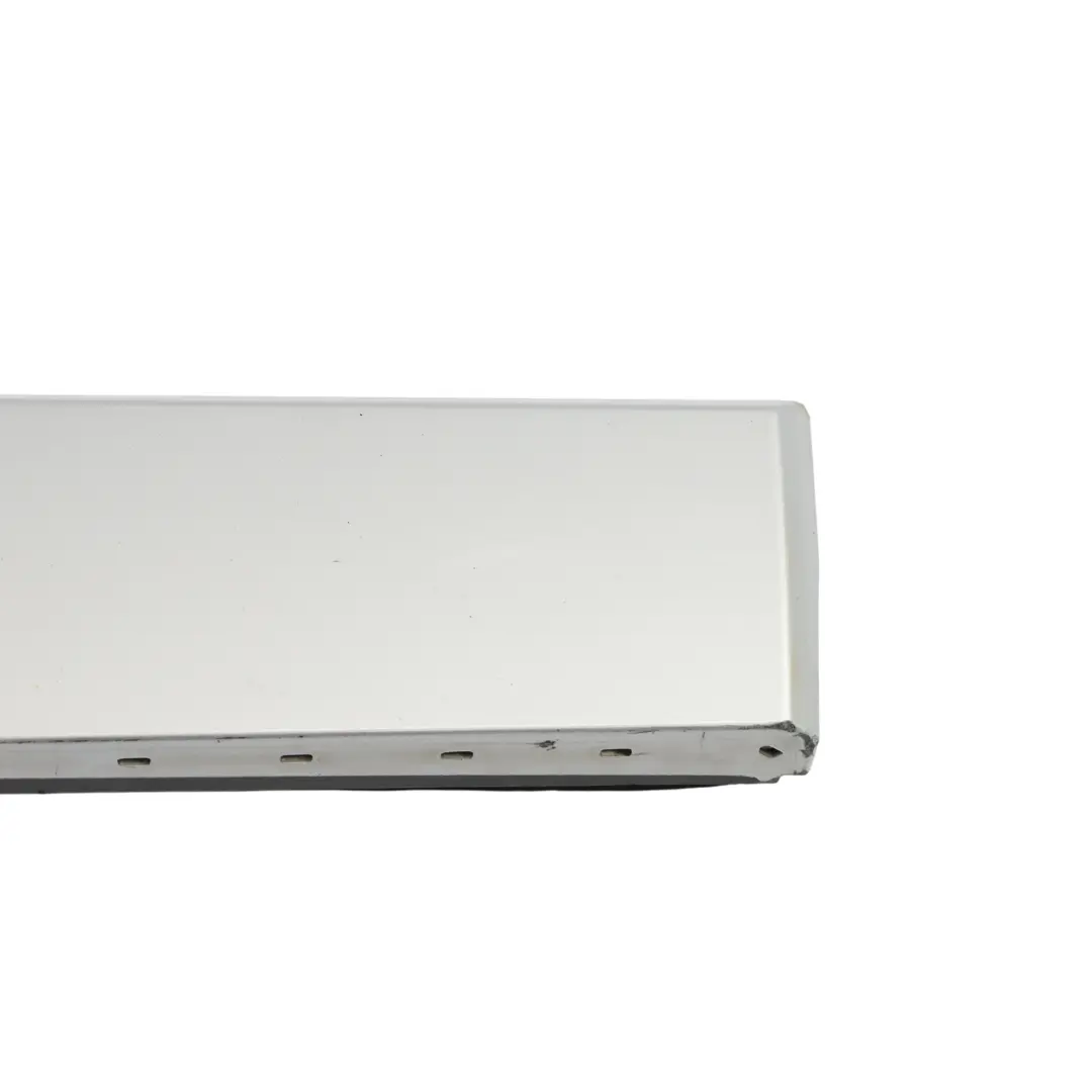 Baguette Porte Arrière Droite Finition M Sport Couleur Argent pour BMW X3 F25 F26 à propos du numéro de pièce 8052084 BMW X3 F25 F26 Baguette Porte Arrière Droite Finition M Sport Couleur Argent - SKU 8052084-TS - Numéro de pièce 8052084