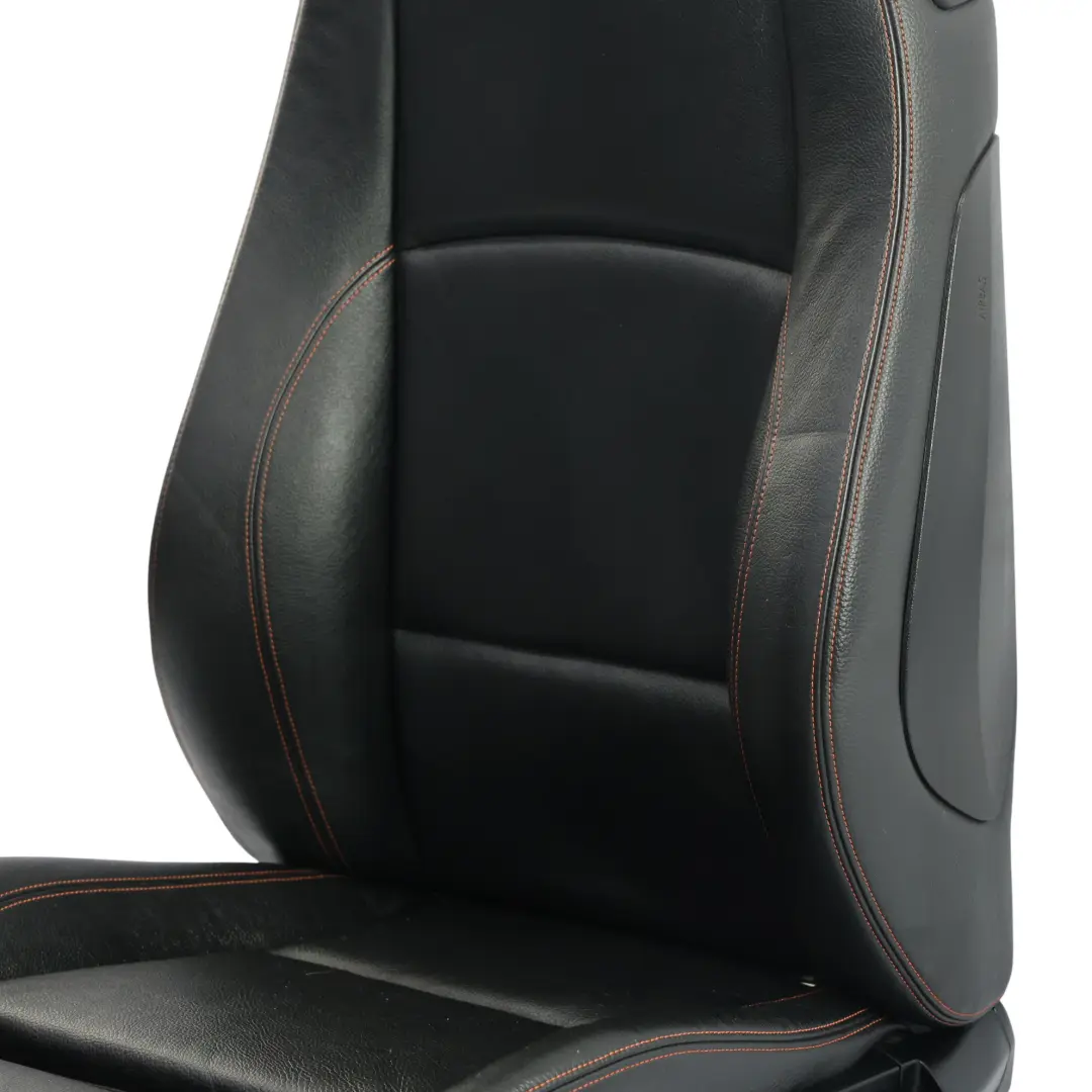 Coupé Sedile Anteriore Sportivo Riscaldato In Pelle Nero Sinistro per BMW E82 M con numero di parte 8052241 BMW E82 M Coupé Sedile Anteriore Sportivo Riscaldato In Pelle Nero Sinistro - SKU 8052241-1 - Numero di parte 8052241