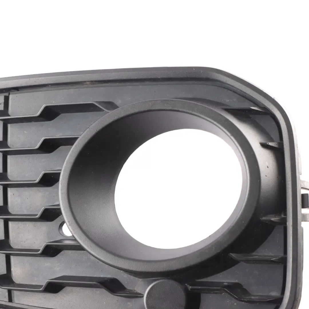 Front Bumper Grille Right O/S Lower Grid Cover to BMW F20 F21 LCI M Sport with Part number 8060282 BMW F20 F21 LCI M Sport Front Bumper Grille Right O/S Lower Grid Cover - SKU 8060282 - Part number 8060282