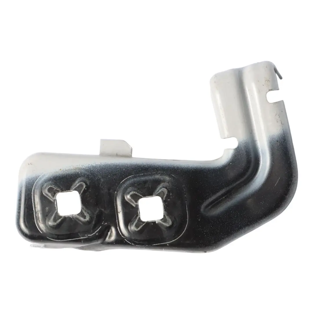 Panel Delantero Derecho Soporte Montaje Silverstone Metallic - A29 para BMW F30 F32 con número de pieza 8066940 BMW F30 F32 Panel Delantero Derecho Soporte Montaje Silverstone Metallic - A29 - SKU 8066940-SIL - Número de pieza 8066940