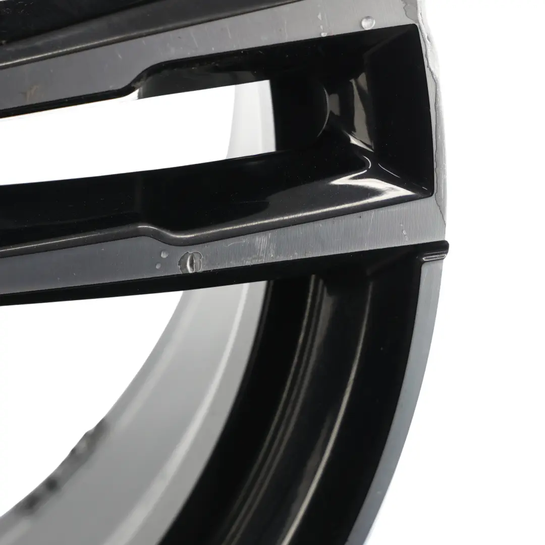 Czarne Felgi Aluminiowe 18" 7,5J ET:45 M 719 do BMW F20 F21 F22 o numerze 8074185 BMW F20 F21 F22 Czarne Felgi Aluminiowe 18" 7,5J ET:45 M 719 - SKU 8074185-1 - Numer Części 8074185