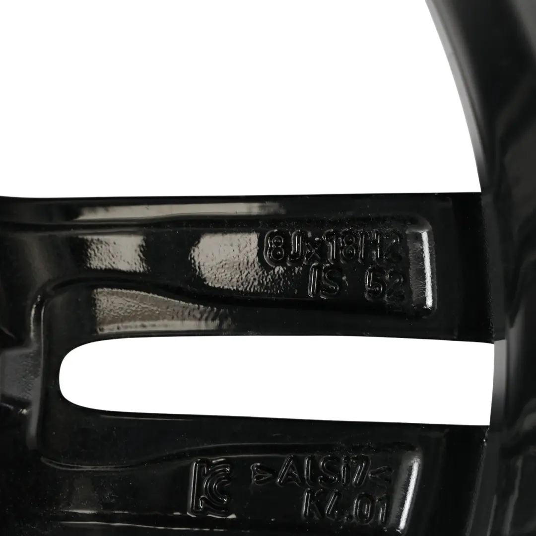 Cerchio lega nera posteriore 18" 8J ET:52 M Doppie razze 719 per BMW F20 F21 con numero di parte 8074186 BMW F20 F21 Cerchio lega nera posteriore 18" 8J ET:52 M Doppie razze 719 - SKU 8074186-3 - Numero di parte 8074186