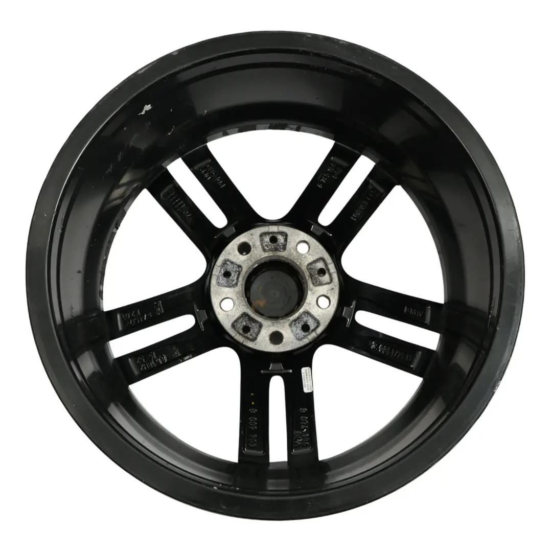 Cerchio lega nera posteriore 18" 8J ET:52 M Doppie razze 719 per BMW F20 F21 con numero di parte 8074186 BMW F20 F21 Cerchio lega nera posteriore 18" 8J ET:52 M Doppie razze 719 - SKU 8074186-4 - Numero di parte 8074186