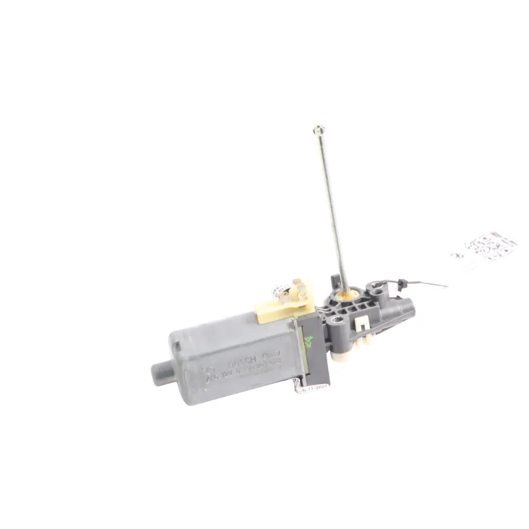 Front Seat Headrest Actuator Motor Front Left N/S to BMW E46 E64 E93 LCI with Part number 8267405 BMW E46 E64 E93 LCI Front Seat Headrest Actuator Motor Front Left N/S - SKU 8267405 - Part number 8267405