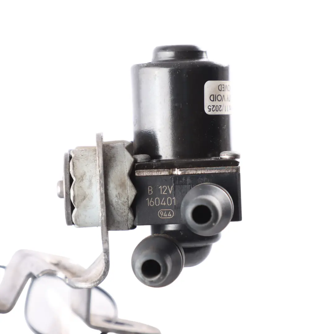 Heater Core Control Water Coolant Unit Valve 40d to BMW X5 F15 X6 F16 with Part number 8517589 BMW X5 F15 X6 F16 Heater Core Control Water Coolant Unit Valve 40d - SKU 8517589 - Part number 8517589