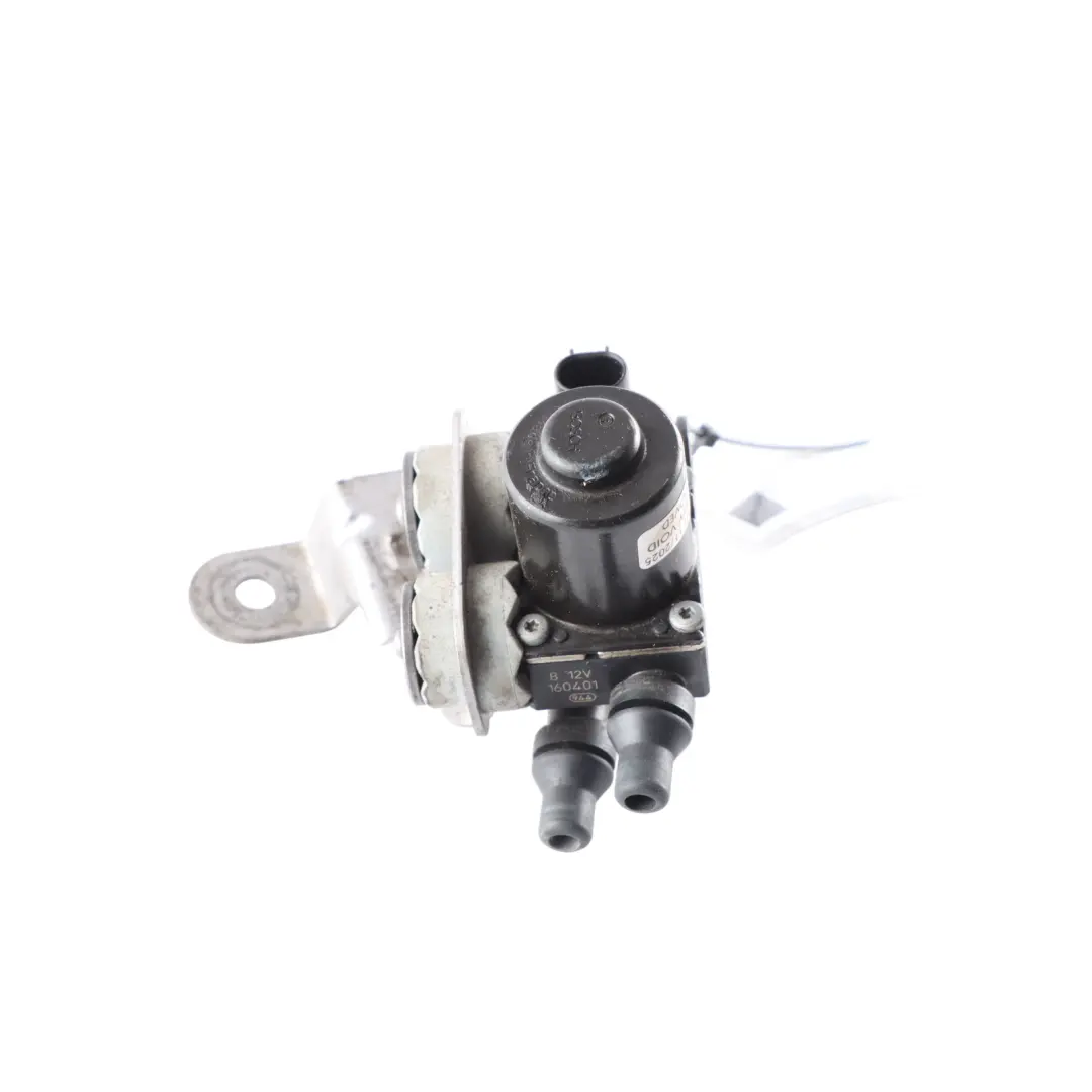 Heater Core Control Water Coolant Unit Valve 40d to BMW X5 F15 X6 F16 with Part number 8517589 BMW X5 F15 X6 F16 Heater Core Control Water Coolant Unit Valve 40d - SKU 8517589 - Part number 8517589