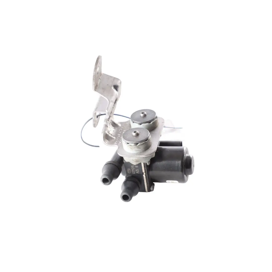 Válvula Unidad Control Calefacción Refrigerante para BMW X5 F15 X6 F16 40d con número de pieza 8517589 BMW X5 F15 X6 F16 40d Válvula Unidad Control Calefacción Refrigerante - SKU 8517589 - Número de pieza 8517589