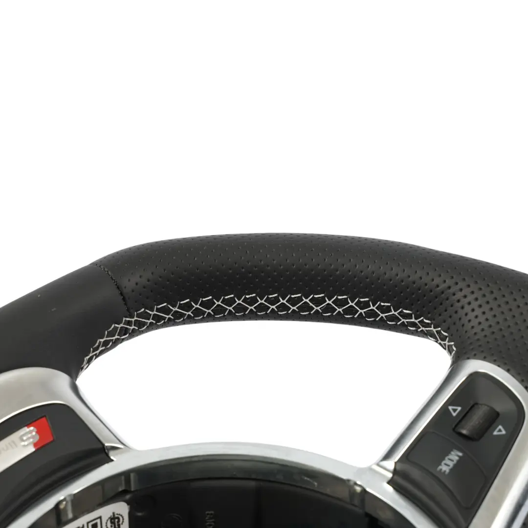 Volant Neuf En Cuir Noir Fond Plat Filetage Blanc pour Audi A3 8P à propos du numéro de pièce 8J0419091G Audi A3 8P Volant Neuf En Cuir Noir Fond Plat Filetage Blanc - SKU 8J0419091G-1 - Numéro de pièce 8J0419091G