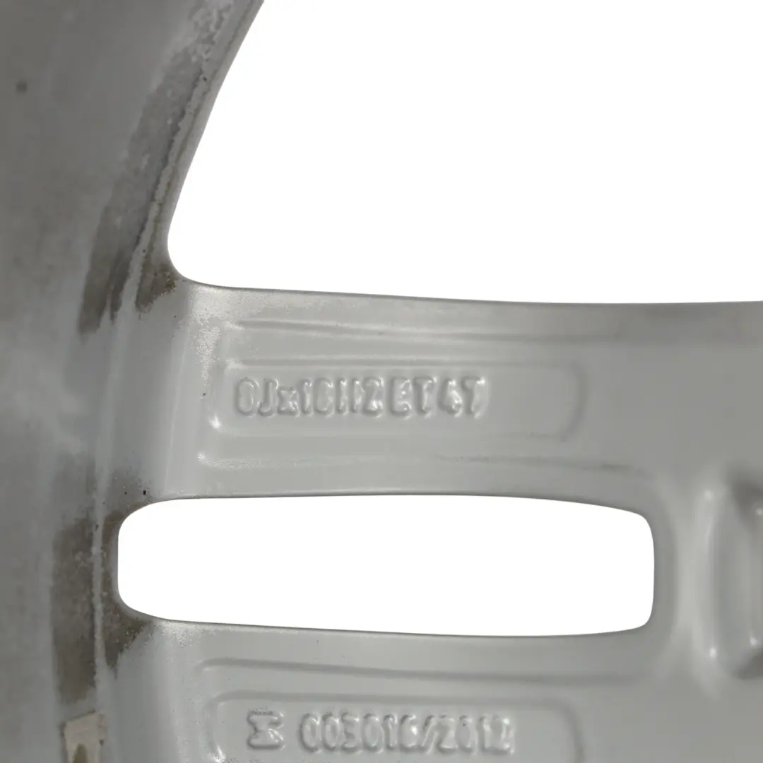 Alufelge 18" ET:47 8J Silber für Audi A4 B8 A5 8T mit Teilenummer 8K0601025CC Audi A4 B8 A5 8T Alufelge 18" ET:47 8J Silber - SKU 8K0601025CC-1 - Teilenummer 8K0601025CC