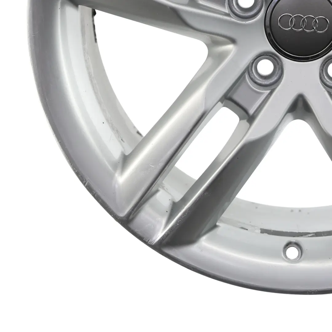 Cerchi In Lega 18" ET:47 8J Argento per Audi A4 B8 A5 8T con numero di parte 8K0601025CC Audi A4 B8 A5 8T Cerchi In Lega 18" ET:47 8J Argento - SKU 8K0601025CC-1 - Numero di parte 8K0601025CC