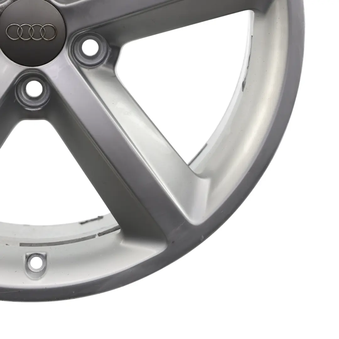 Audi A4 B8 8K Srebrna Felga Aluminiowa 18" ET:47 8J Star Spoke - SKU 8K0601025Q-1 - Numer Części 8K0601025Q