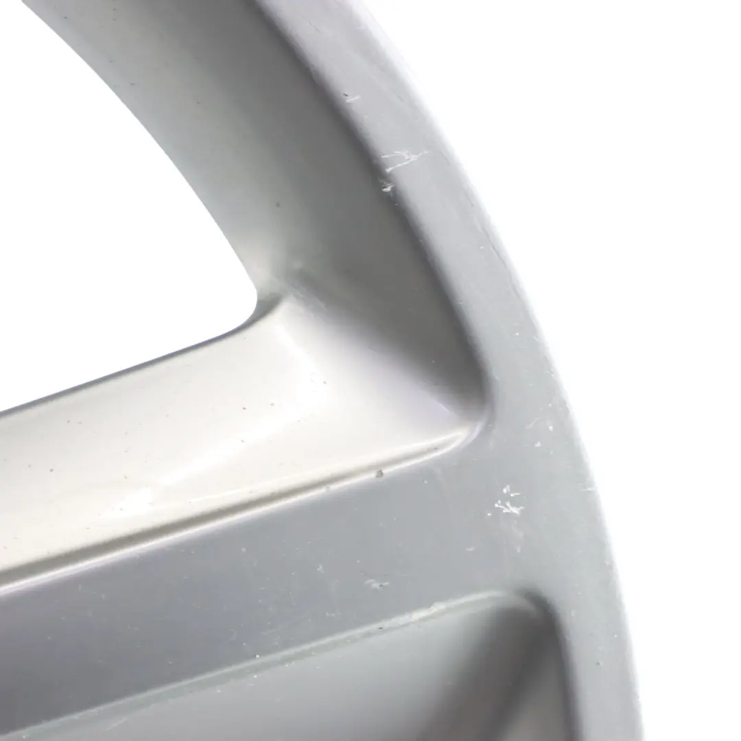 Audi A4 B8 Cerchio In Lega Argento 18" ET:47 8J Star Spoke - SKU 8K0601025Q-2 - Numero di parte 8K0601025Q