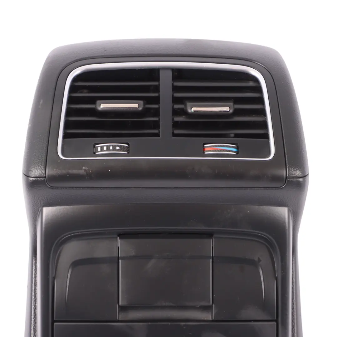 Console Centrale Posteriore Aria Griglia Pannello per Audi A4 B8 A5 8T con numero di parte 8K0819203J Audi A4 B8 A5 8T Console Centrale Posteriore Aria Griglia Pannello - SKU 8K0819203J-2 - Numero di parte 8K0819203J