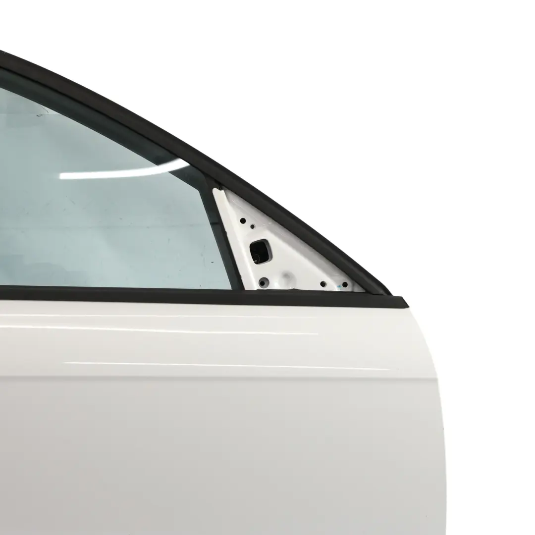 Vordertür Rechts Verkleidungsplatte Ibis White Weiss - Y9C für Audi A4 B8 mit Teilenummer 8K0831052J Audi A4 B8 Vordertür Rechts Verkleidungsplatte Ibis White Weiss - Y9C - SKU 8K0831052J-IWH2 - Teilenummer 8K0831052J