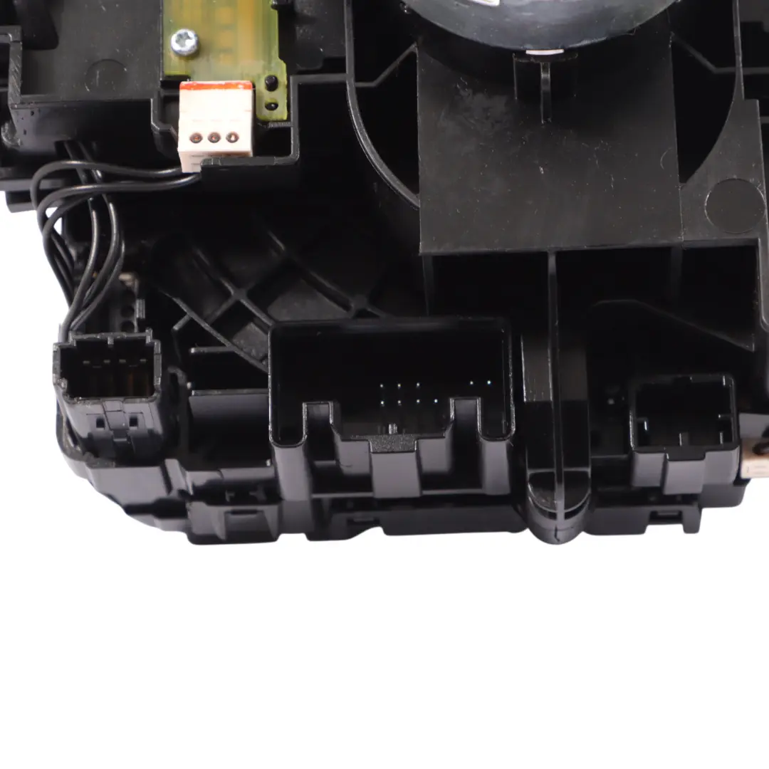 Manetki Kierownicy Zwijak Taśmy Airbag do Audi A4 B8 o numerze 8K0953502BK Audi A4 B8 Manetki Kierownicy Zwijak Taśmy Airbag - SKU 8K0953502BK - Numer Części 8K0953502BK