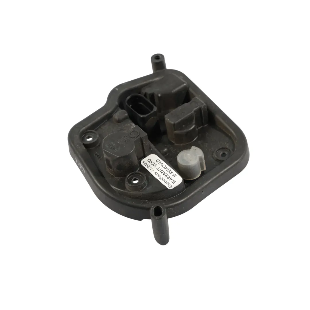 Heckklappe Kofferraumdeckel Glühbirne Halterung Links für Audi A4 B8 mit Teilenummer 8K5945257G Audi A4 B8 Heckklappe Kofferraumdeckel Glühbirne Halterung Links - SKU 8K5945257G - Teilenummer 8K5945257G