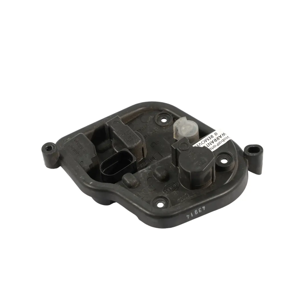Mocowanie Żarówki Tylnej Lampy Lewa Strona do Audi A4 B8 o numerze 8K5945257G Audi A4 B8 Mocowanie Żarówki Tylnej Lampy Lewa Strona - SKU 8K5945257G - Numer Części 8K5945257G