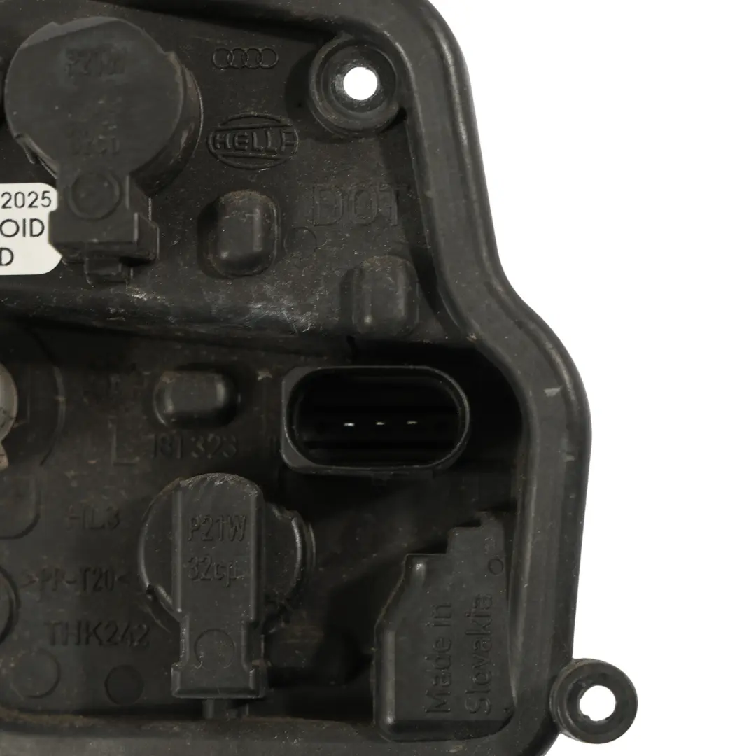 Portellone Posteriore Interno Lampadina Sinistra per Audi A4 B8 con numero di parte 8K5945257G Audi A4 B8 Portellone Posteriore Interno Lampadina Sinistra - SKU 8K5945257G - Numero di parte 8K5945257G