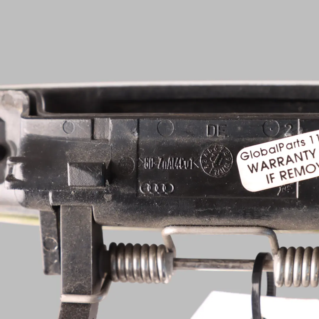 Door Handle Front Rear Left Right N/O/S Outside Grab Ibis White - Y9C to Audi A3 8P with Part number 8P0837207 Audi A3 8P Door Handle Front Rear Left Right N/O/S Outside Grab Ibis White - Y9C - SKU 8P0837207-IWH - Part number 8P0837207