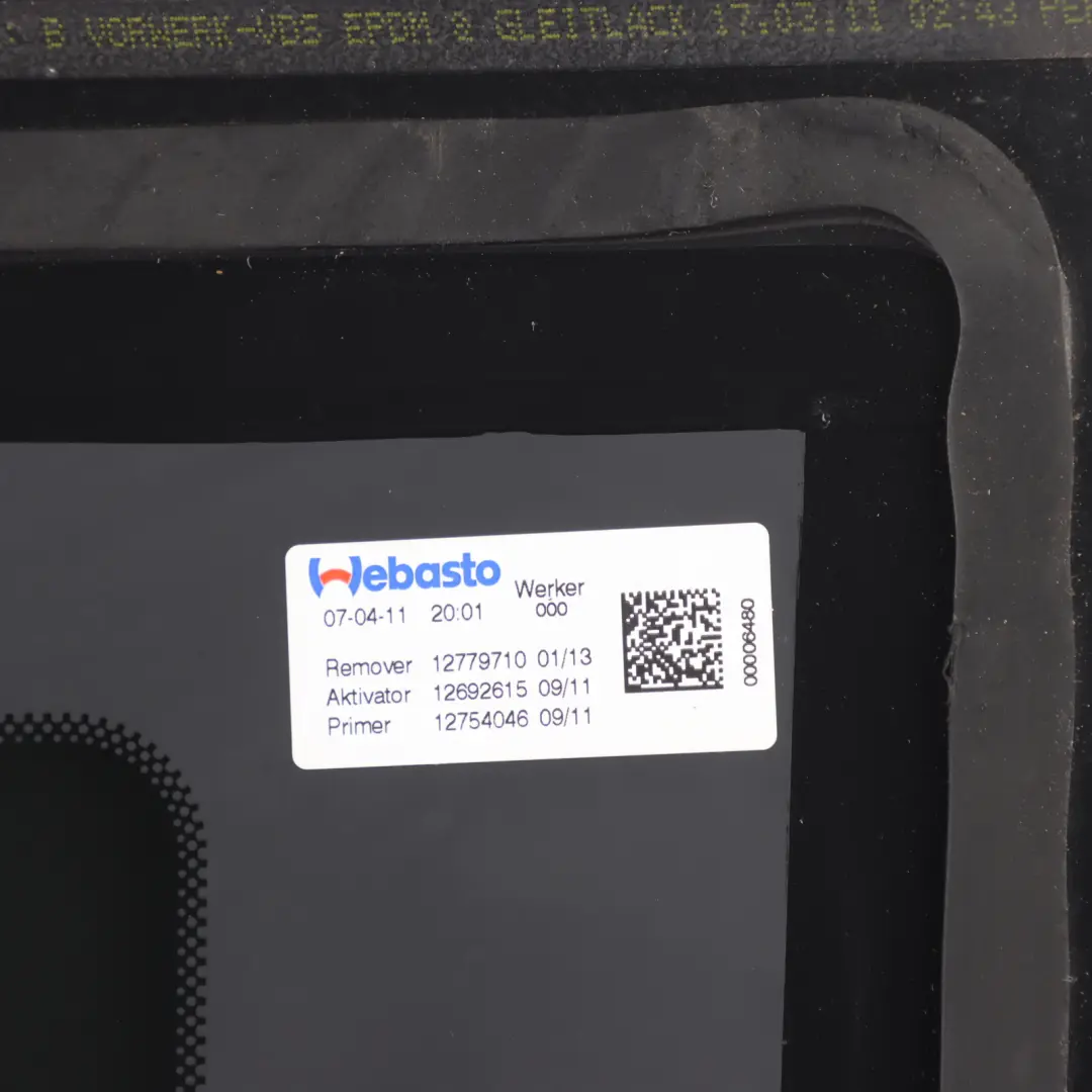 5Dr Sunroof Roof Central Window Glass Panel AS3 Tinted to Audi A3 8P with Part number 8P4877058 Audi A3 8P 5Dr Sunroof Roof Central Window Glass Panel AS3 Tinted - SKU 8P4877058 - Part number 8P4877058