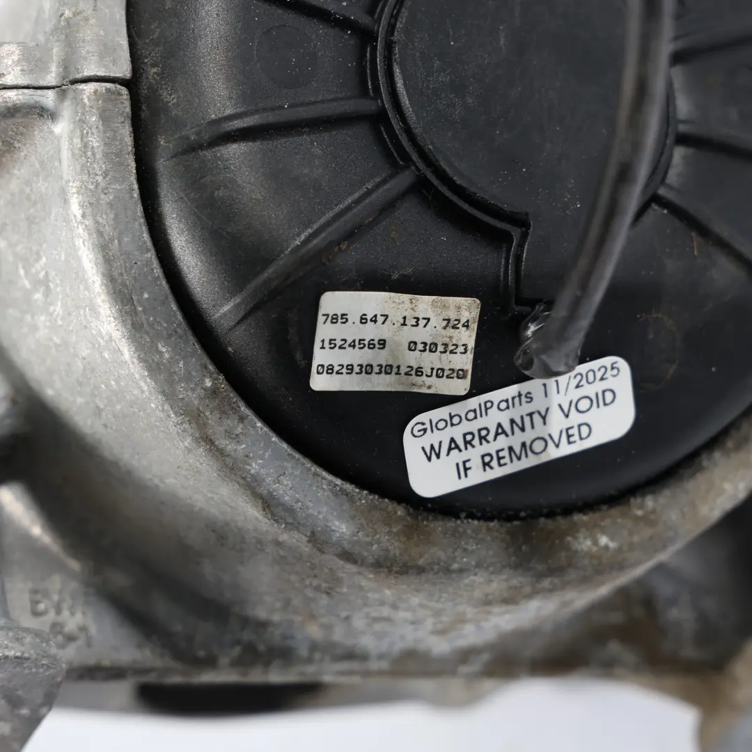 Łapa Poduszka Wspornik Silnika Prawa do Porsche Macan 95B o numerze 8R0199381AQ Porsche Macan 95B Łapa Poduszka Wspornik Silnika Prawa - SKU 8R0199381AQ - Numer Części 8R0199381AQ