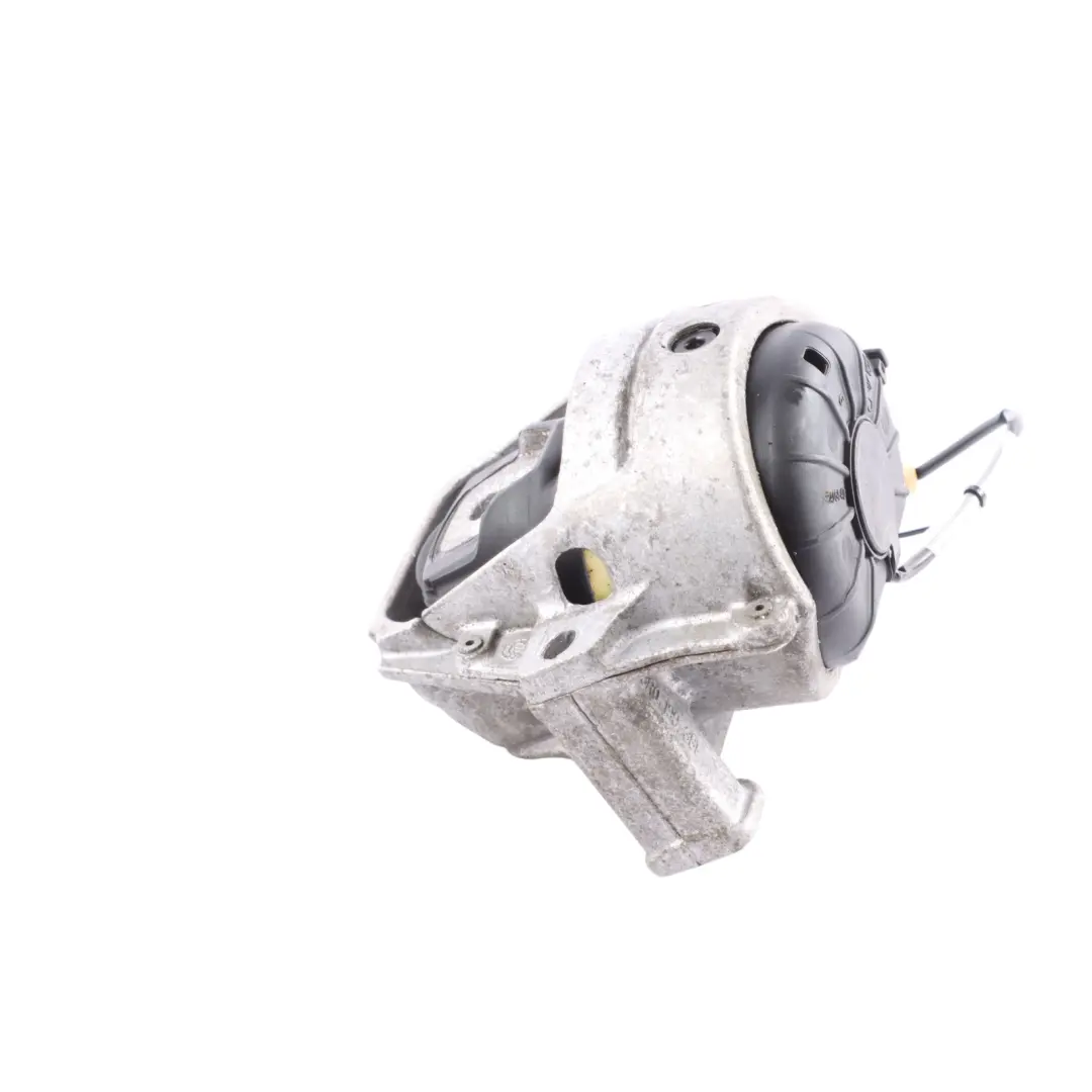 Mounting Bracket Holder Support Left N/S to Porsche Macan 95B Engine with Part number 8R0199381Q Porsche Macan 95B Engine Mounting Bracket Holder Support Left N/S - SKU 8R0199381Q - Part number 8R0199381Q