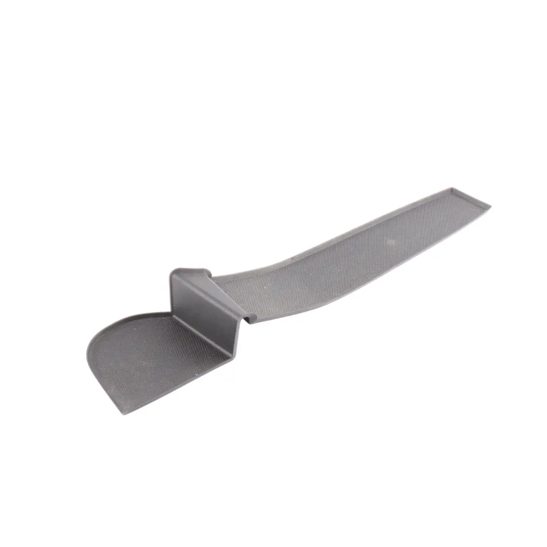 Insert Caoutchouc Rangement Porte Avant Droite pour Audi Q5 8R à propos du numéro de pièce 8R0868134 Audi Q5 8R Insert Caoutchouc Rangement Porte Avant Droite - SKU 8R0868134 - Numéro de pièce 8R0868134