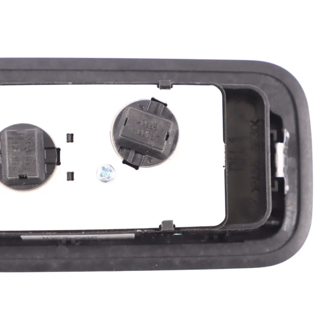 Interior Roof Light Reading Lamp Panel Rear Right O/S to Audi Q5 8R with Part number 8R0947292 Audi Q5 8R Interior Roof Light Reading Lamp Panel Rear Right O/S - SKU 8R0947292 - Part number 8R0947292