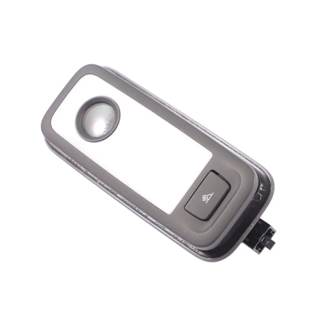 Lampka Podsufitki Panel Prawa Tylna Prawy Tył do Audi Q5 8R o numerze 8R0947292 Audi Q5 8R Lampka Podsufitki Panel Prawa Tylna Prawy Tył - SKU 8R0947292 - Numer Części 8R0947292