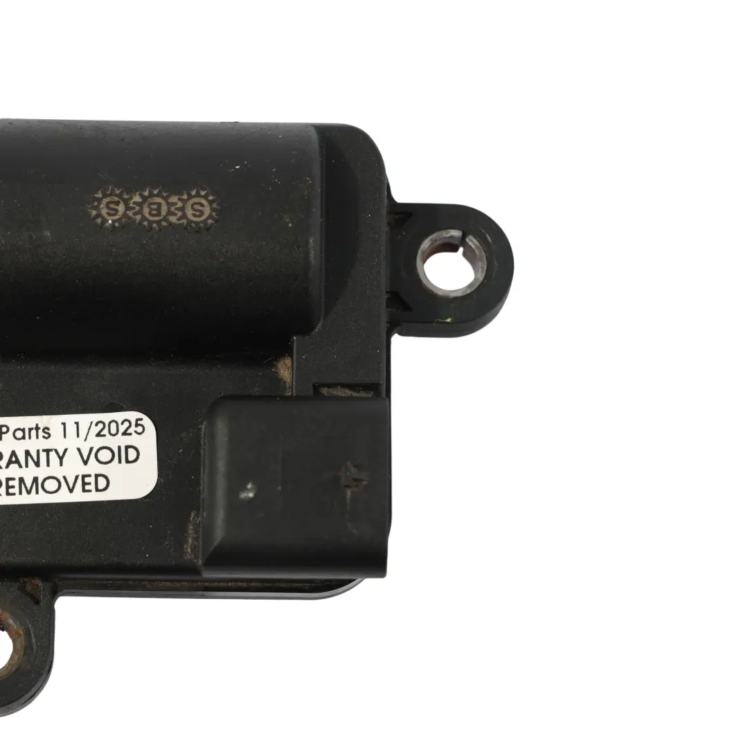 Benzin Auspuffklappen Motor Stell Motor für Audi RS3 8V RS4 B9 mit Teilenummer 8S0133246D Audi RS3 8V RS4 B9 Benzin Auspuffklappen Motor Stell Motor - SKU 8S0133246D - Teilenummer 8S0133246D