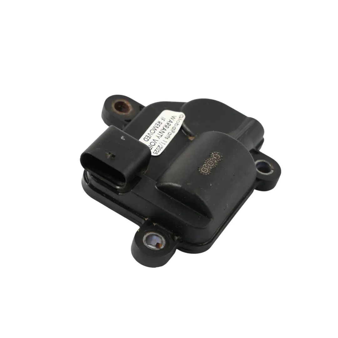 Benzin Auspuffklappen Motor Stell Motor für Audi RS3 8V RS4 B9 mit Teilenummer 8S0133246D Audi RS3 8V RS4 B9 Benzin Auspuffklappen Motor Stell Motor - SKU 8S0133246D - Teilenummer 8S0133246D