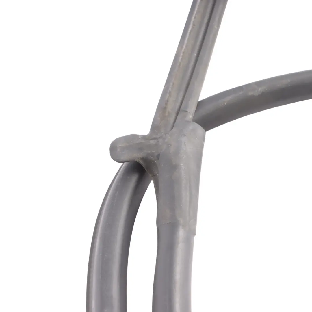 Front Door Rubber Seal Gasket Frame Right O/S Side Inner to Audi TT FV with Part number 8S8831708 Audi TT FV Front Door Rubber Seal Gasket Frame Right O/S Side Inner - SKU 8S8831708 - Part number 8S8831708