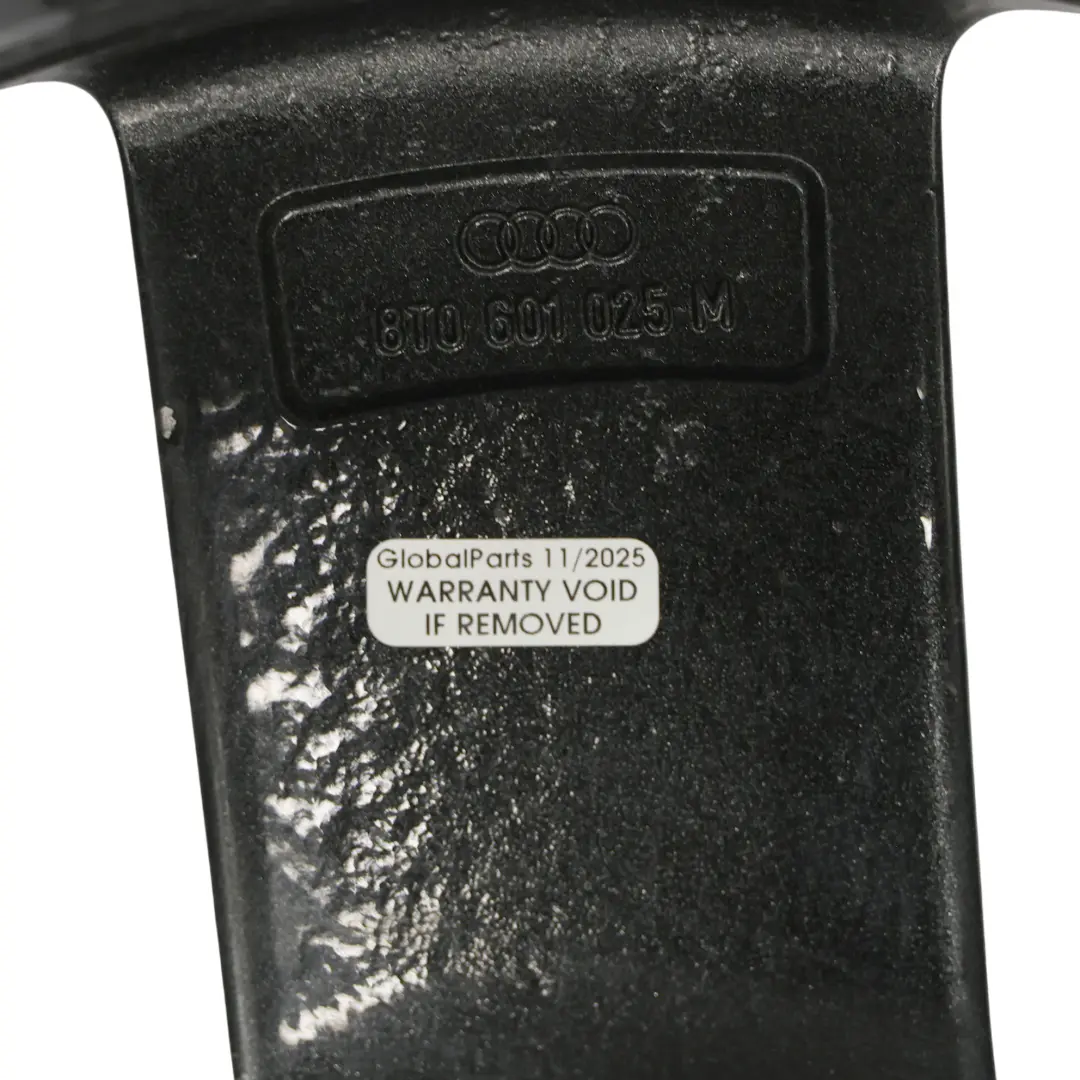 Srebrna Felga Aluminiowa 18" 8.5J ET:29 do Audi A5 8T o numerze 8T0601025M Audi A5 8T Srebrna Felga Aluminiowa 18" 8.5J ET:29 - SKU 8T0601025M-2 - Numer Części 8T0601025M