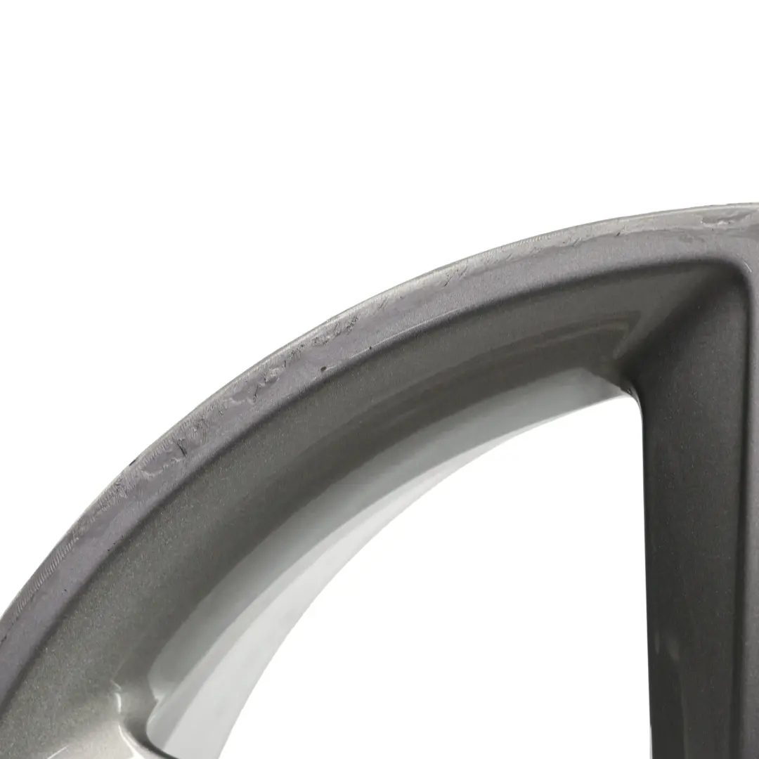 Llanta Aleación 18" 8.5J ET:29 Le Mans Silver Star Spoke para Audi A5 8T con número de pieza 8T0601025M Audi A5 8T Llanta Aleación 18" 8.5J ET:29 Le Mans Silver Star Spoke - SKU 8T0601025M-2 - Número de pieza 8T0601025M