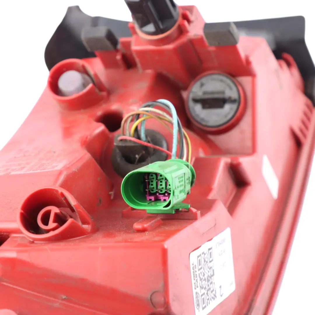 Audi A5 8T Posteriore Fanale Posteriore Pannello Esterno LED Destra - SKU 8T8945096F - Numero di parte 8T8945096F