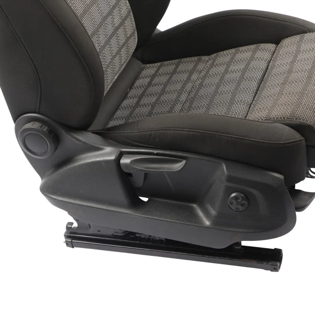 Audi Q3 8U Fotel Przedni Prawy Przód Grzany Materiałowy Tkanina Soul Czarny - SKU 8U0881806BB - Numer Części 8U0881806BB