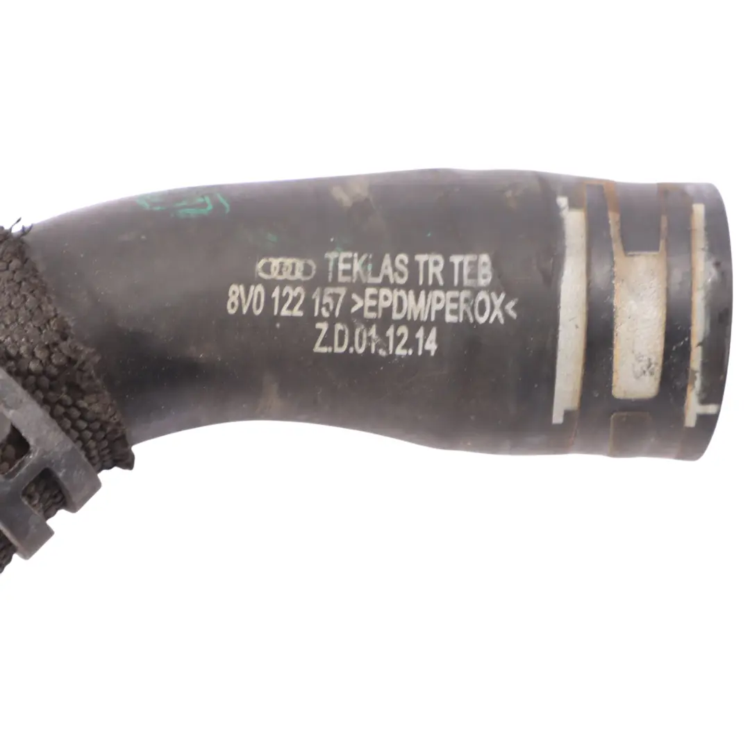 8Y 2.5 TFSI Motore Acqua Raffreddamento Tubo Linea Centro per Audi RS3 con numero di parte 8V0122157 Audi RS3 8Y 2.5 TFSI Motore Acqua Raffreddamento Tubo Linea Centro - SKU 8V0122157 - Numero di parte 8V0122157