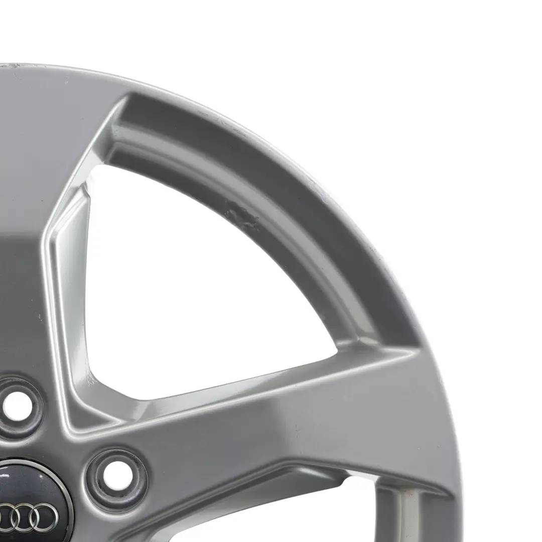Srebrna Felga Aluminiowa 17" ET:51 7,5J do Audi A3 8V o numerze 8V0601025CT Audi A3 8V Srebrna Felga Aluminiowa 17" ET:51 7,5J - SKU 8V0601025CT-1 - Numer Części 8V0601025CT